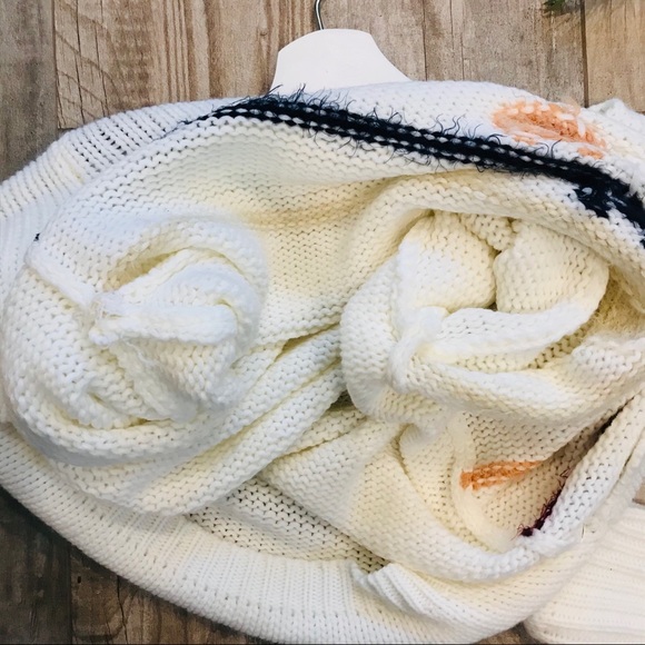 AX Paris knit heart oversized slouchy sweater - Picture 4 of 11